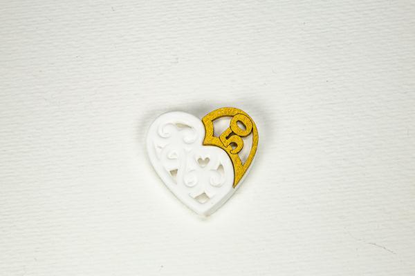 APPLIC_CUORE_GESSO_50_ANNI_LEGNO_CM_3.5